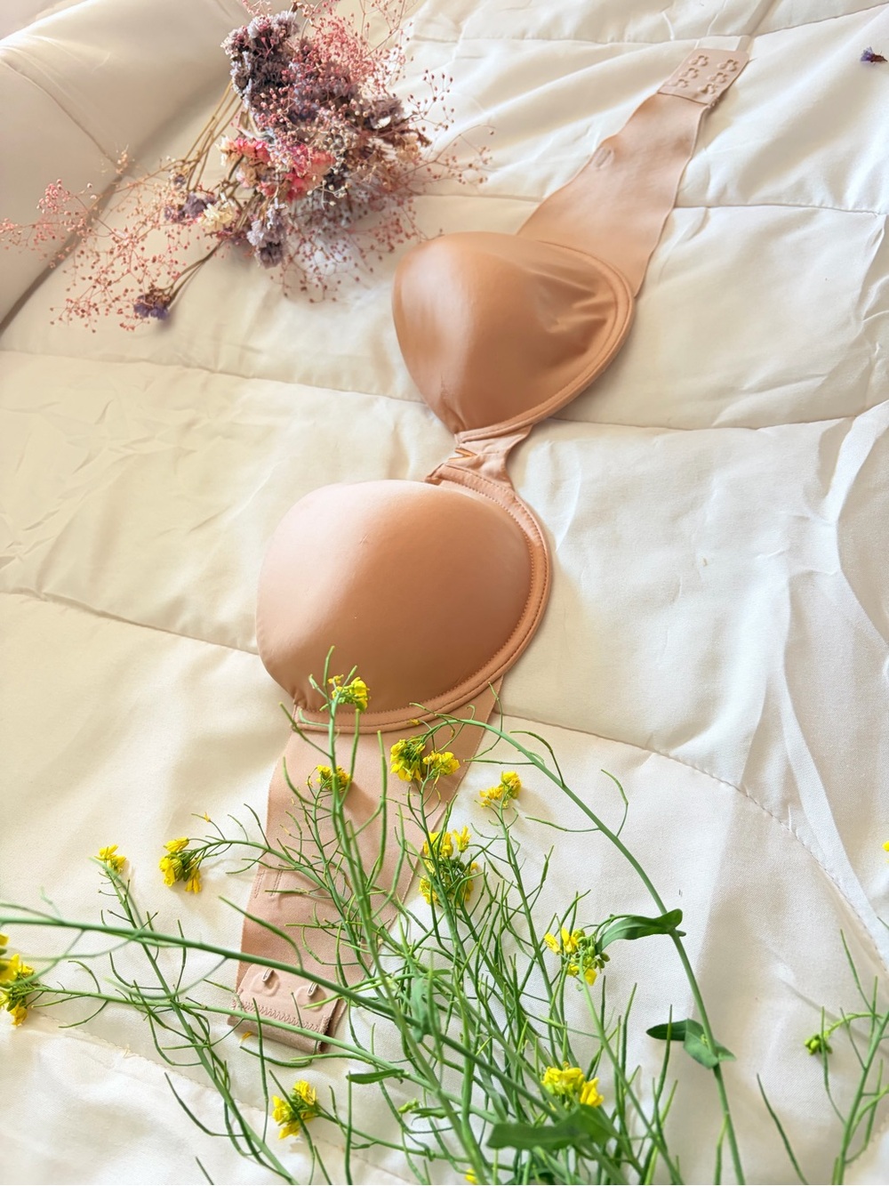 Victoria’s Secret Multi-Way Strapless Bra Nude 32D